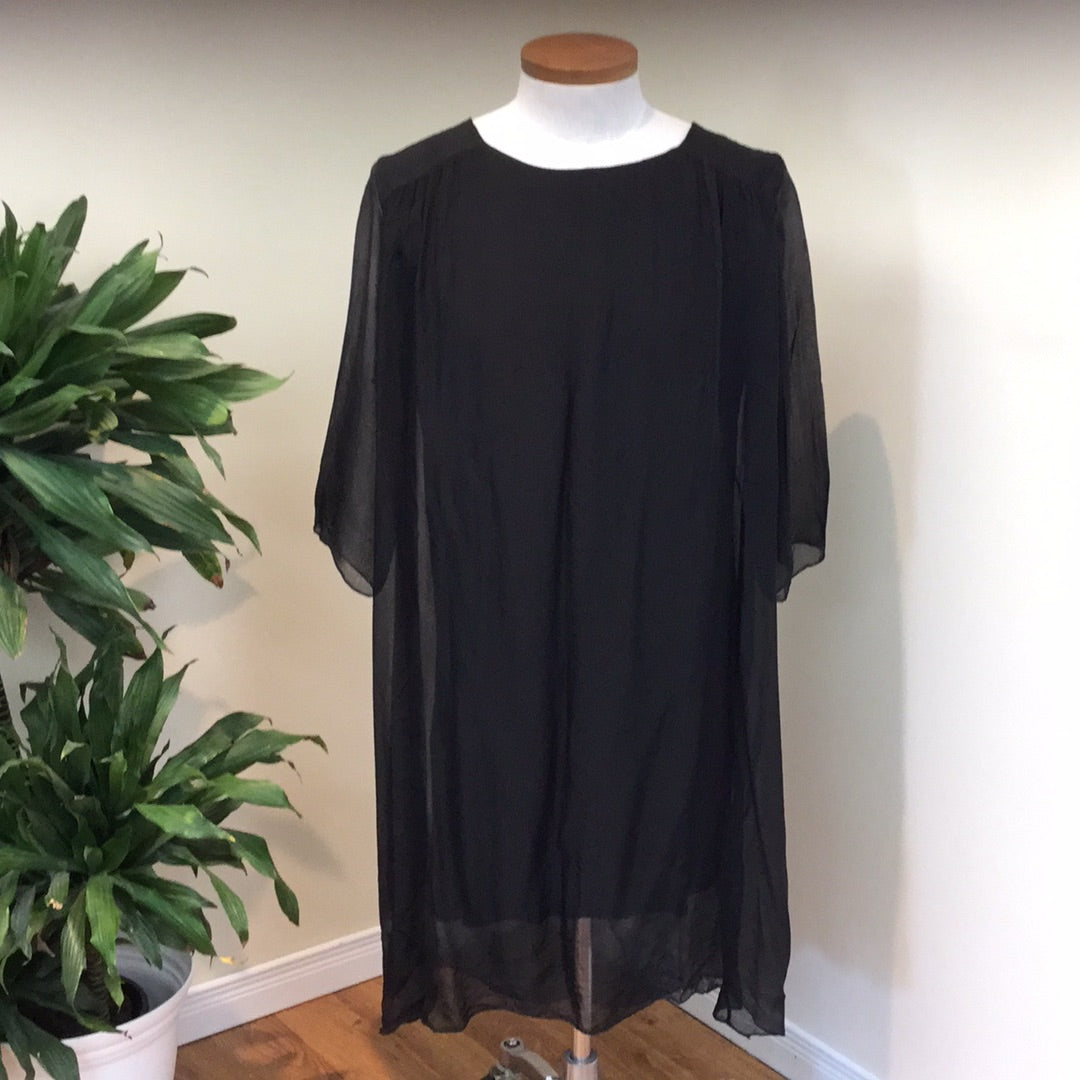"M" Made in Italy- Woven L/S Dress- Black